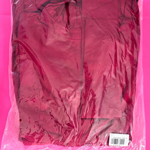 NWT Blackwood Castle The Victoria - Crimson - Picture 6 of 8